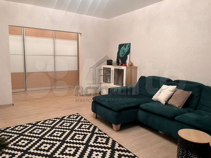 3-к. квартира, 115 м², 2/10 эт.