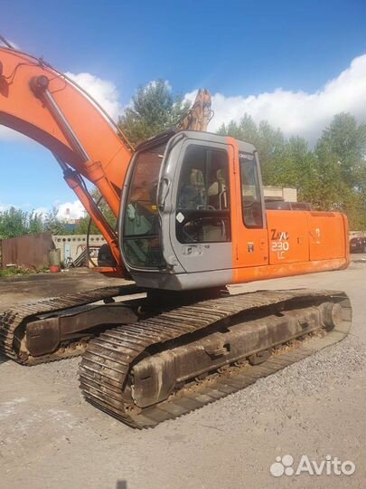 Гусеничный экскаватор Hitachi ZAXIS 230LC, 2006
