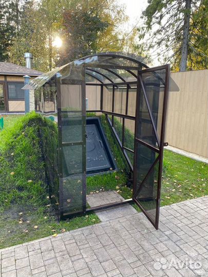 Пластик погреб