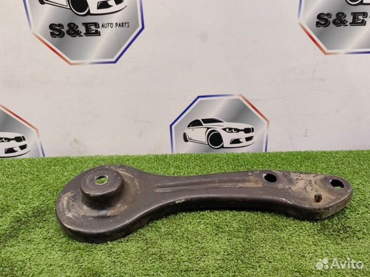 Реактивная тяга задняя правая Bmw X1 E84 N46B20