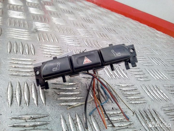 Кнопка аварийной сигнализации Jaguar X-Type 2004