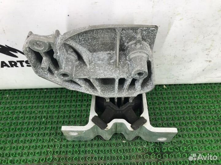 Подушка двигателя правая Renault Kangoo KW0 K4M