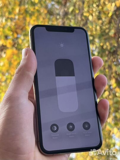 iPhone 11 Pro, 64 ГБ