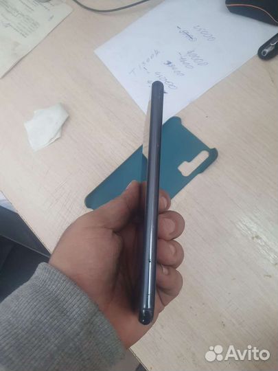 HONOR 20, 8/128 ГБ