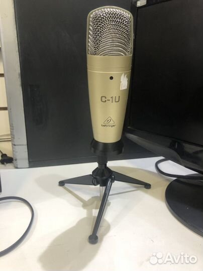 Студийный микрофон behringer c-1u