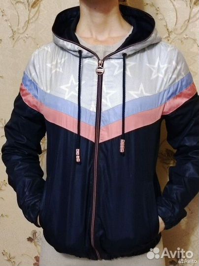 Ветровка куртка pull and bear