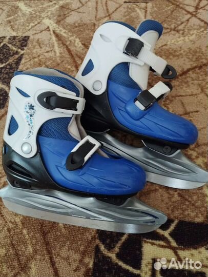 Хоккейные коньки bauer