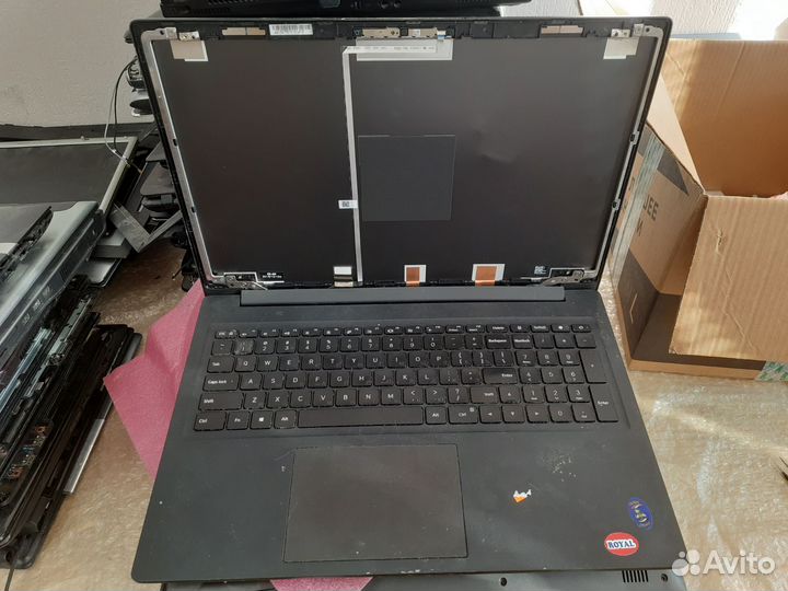 Запчасти для ноутбуков, корпусы, шлейфы и др