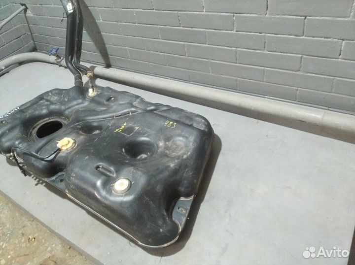 Бак топливный Renault Duster легковой универсал