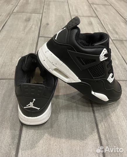 Nike jordan зимние кроссовки