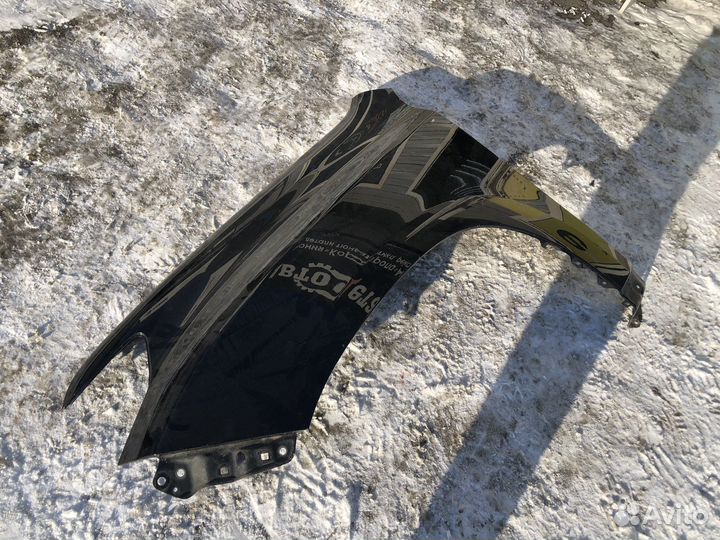 Крыло левое toyota land cruiser prado 150