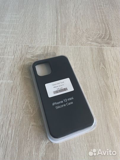 Чехоля черный для iPhone 12 mini 