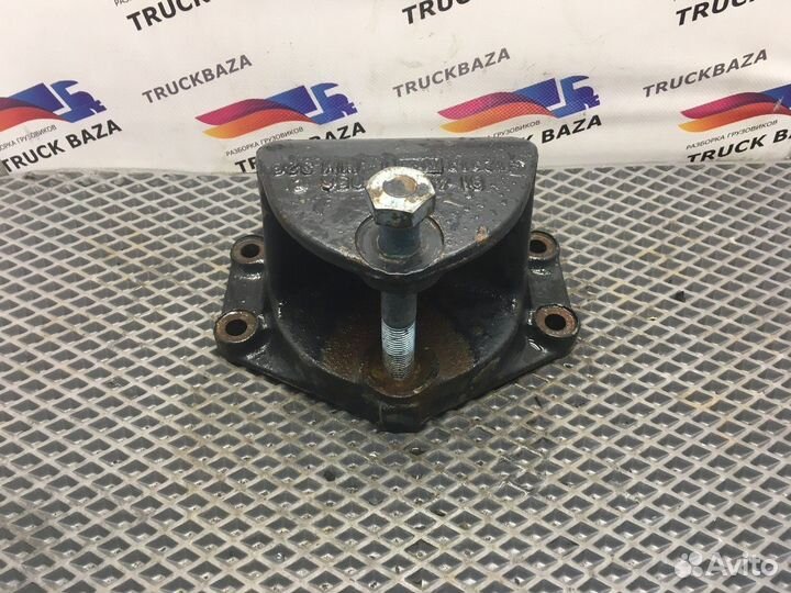 Кронштейн задней рессоры Man TGL