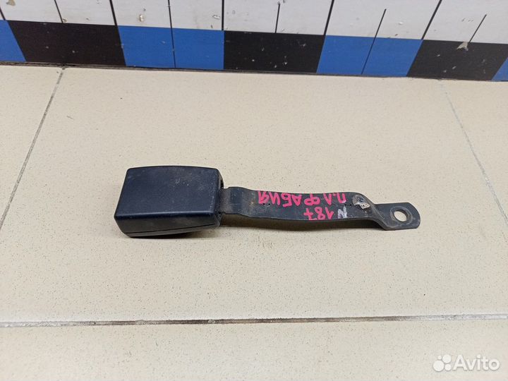 Ответная часть ремня безопасности Fabia 2007-2015