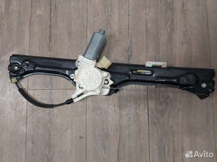 Стеклоподъемник задний левый Bmw X5 3.0D E70 M57N2