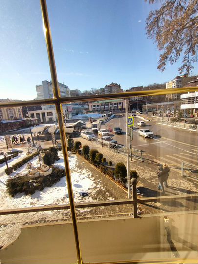 2-к. квартира, 60 м², 2/3 эт.