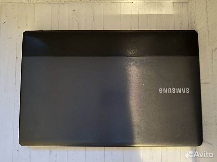Шустрый ноутбук Samsung NP300E5C на core i5