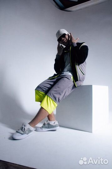 Песни, рекламные лозунги, стихи на заказ