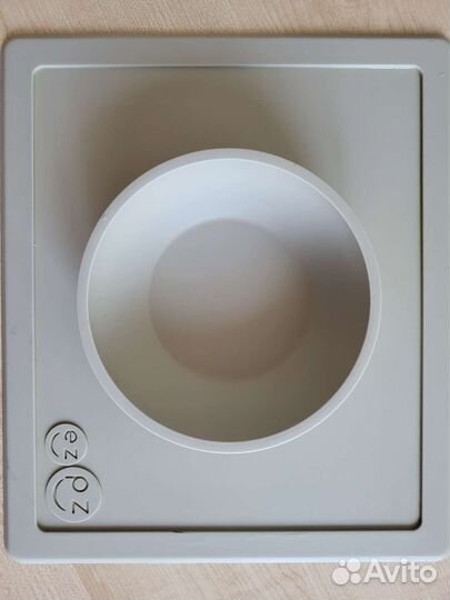 Силиконовая детская тарелка ezpz