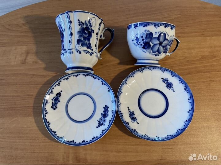 Гжель бокал и чашка с блюдцами