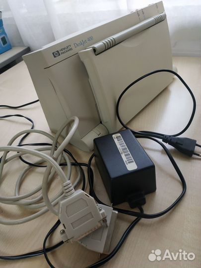 Принтер HP DeskJet 400