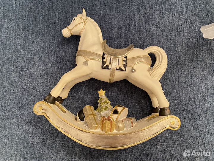 Лошадка качалка интерьерная полистоун