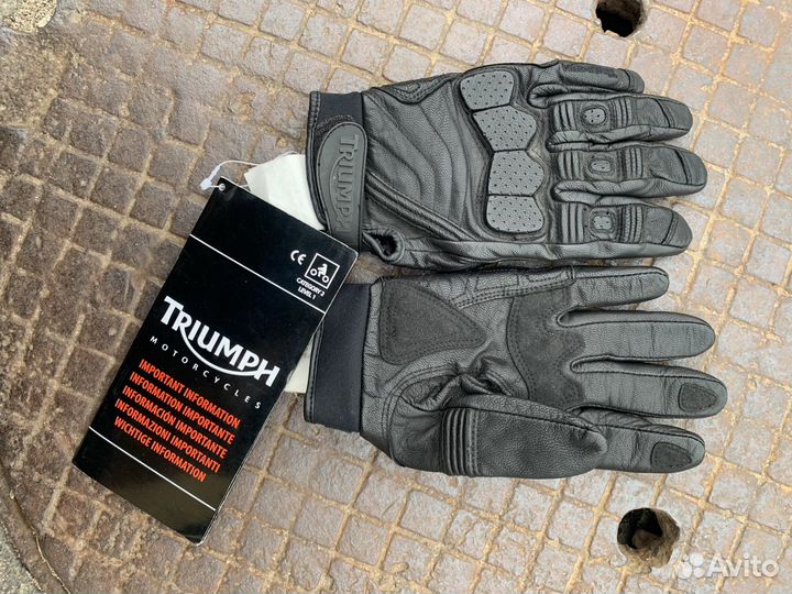 Кожаные мото перчатки Triumph