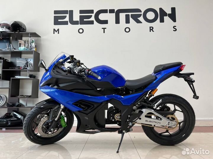 Электромотоцикл BMW RR