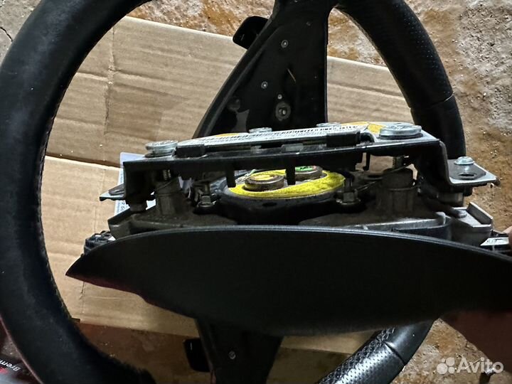 Руль mercedes w212 amg