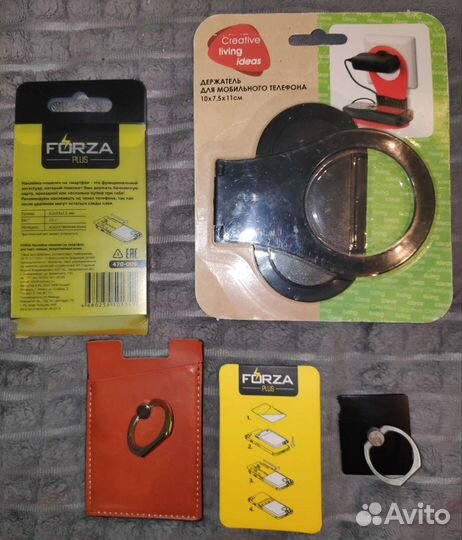 Держатели для телефона и полочка для зарядки