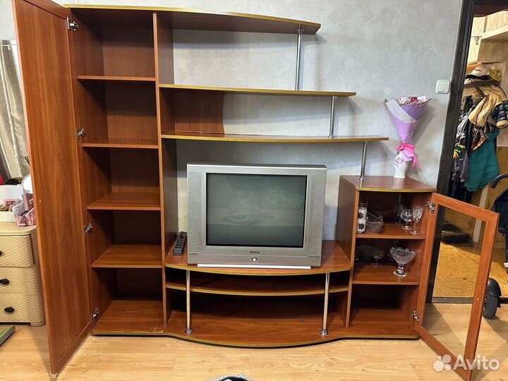 Стенка в гостиную