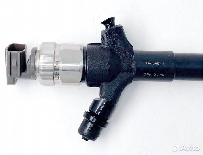 Форсунка топливная 095000-5600 (1465A041) Аналог