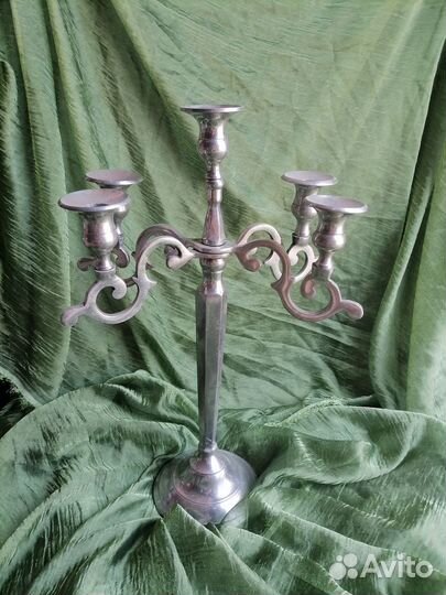 Подсвечники и канделябры