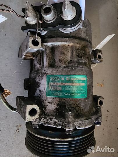 Компрессор кондиционера SD7V16