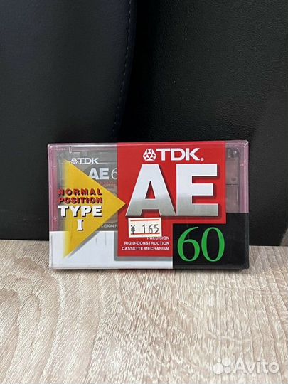 Аудио кассеты запечатанные axia PS1, TDK