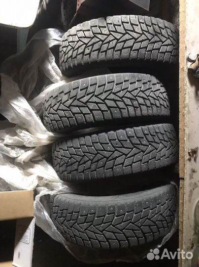 Dunlop SP Winter Ice 02 205/60 R16
