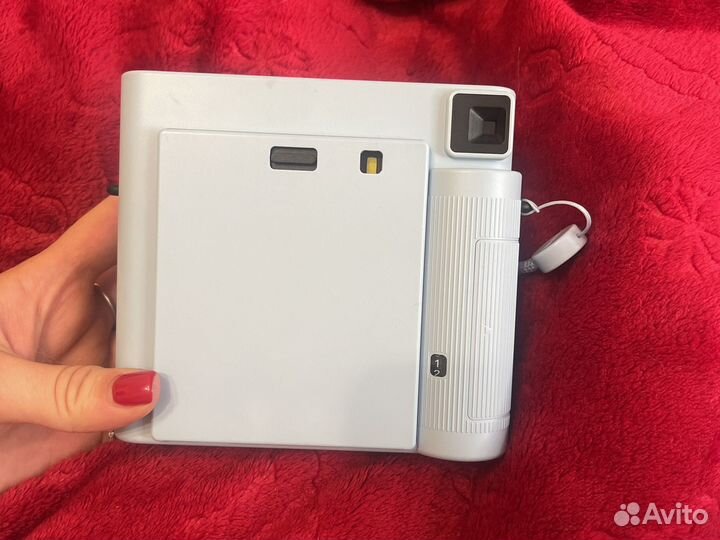 Фотоаппарат моментальной печати instax sq1