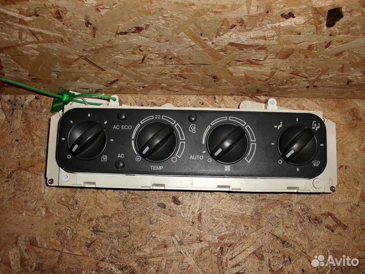 Блок управления отопителем MAN 81619906068