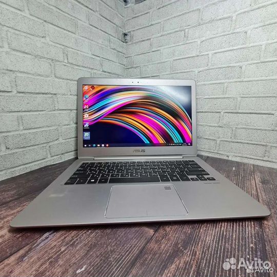Ультрабук Asus ZenBook UX330C IPS/SSD/i7-7y75/8gb