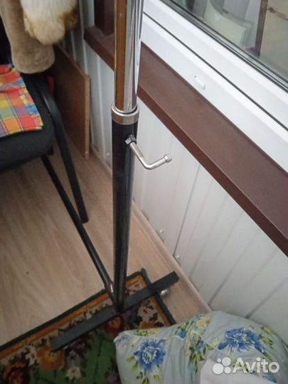 Вешалка раздвижная