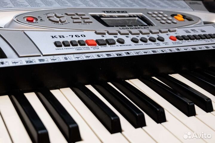 Синтезатор Techno KB-760