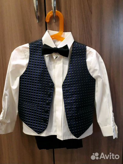 Костюм тройка для мальчика