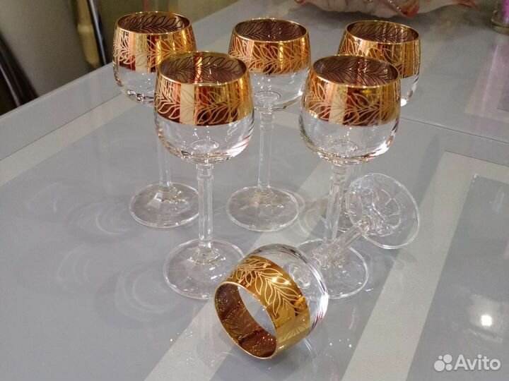 Рюмки на изящной ножке в золоте 6 шт