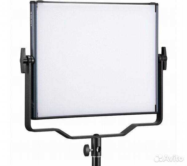 Светодиодный осветитель Godox LDX100Bi
