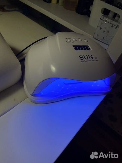 Вытяжка и лампа