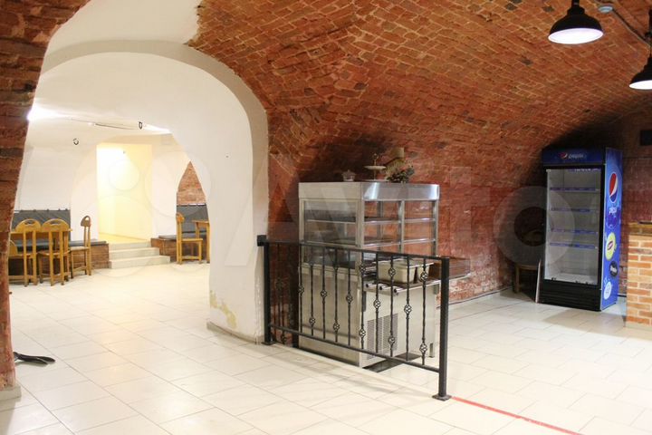 Торговая площадь, 165 м²