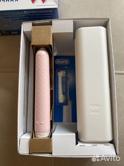 Зубная щетка oral b новая