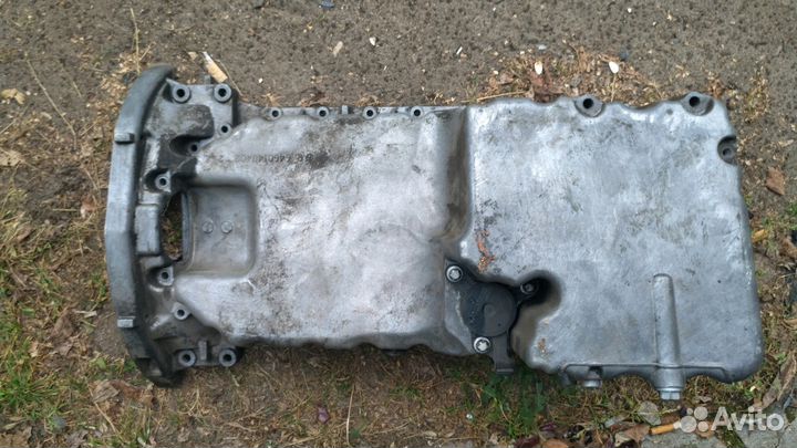 Поддон мерс виано 646.982