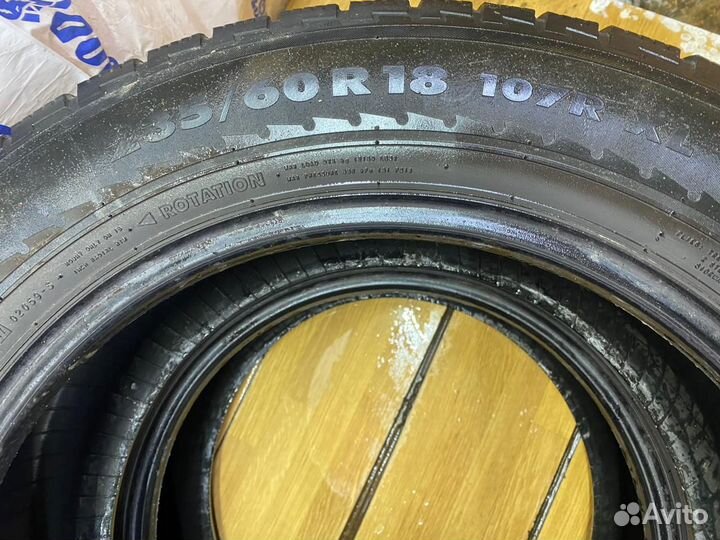 Nokian Tyres Hakkapeliitta R 235/60 R18 107R