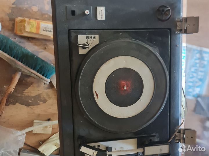 Проигрыватель винила СССР